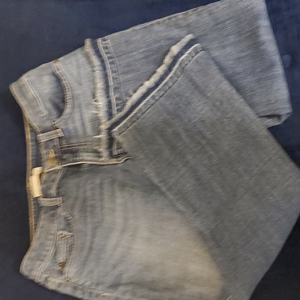Any 3 pairs of pants for 15$. LOW RISE JEANS